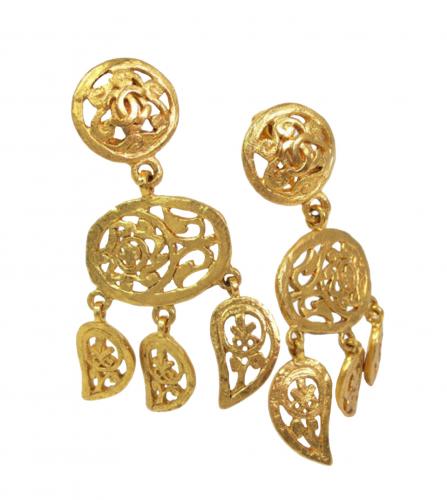 CHANEL GOLD EARRINGS