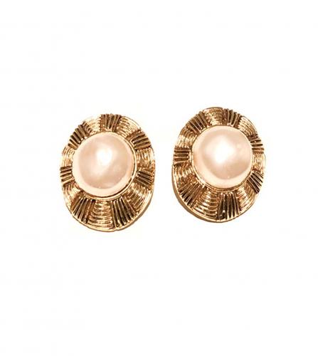 CHANEL PEARL EARRINGS