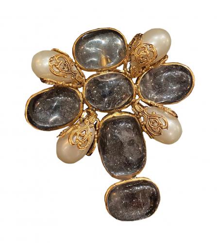 CHANEL GRIPOIX BROOCH