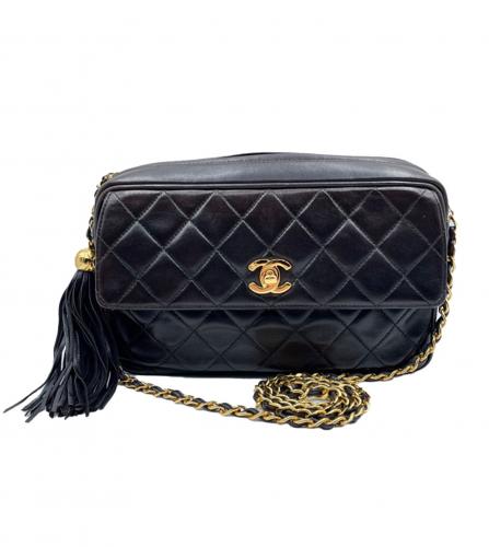 CHANEL BLACK FLAP BAG