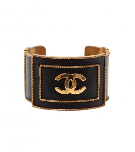 CHANEL BLACK BANGLE