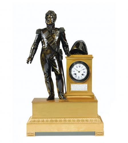 Clock in patinated bronze and Louis Philippe bronz