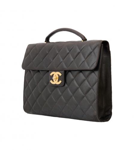 CHANEL BLACK FLAP BAG