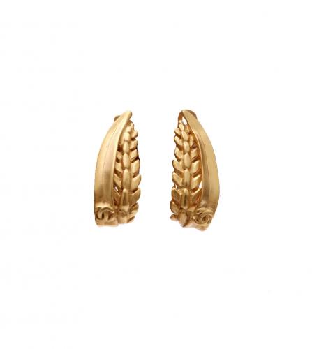 CHANEL CLIP-ON EARRINGS