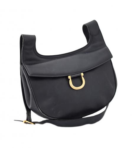 FERRAGAMO BLACK SHOULDER BAG