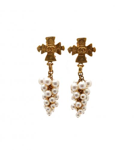 CHANEL PEARL CLIP-ON EARRINGS