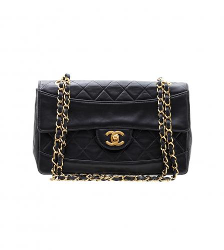 CHANEL BLACK FLAP BAG