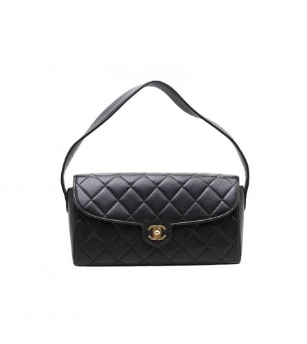 CHANEL BLACK FLAP BAG