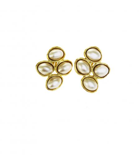CHANEL PEARL EARRINGS
