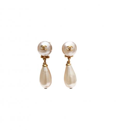 CHANEL PEARL CLIP-ON EARRINGS