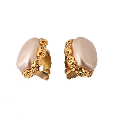 CHANEL PEARL CLIP-ON EARRINGS