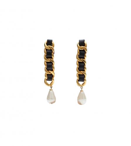 CHANEL PEARL CLIP-ON EARRINGS