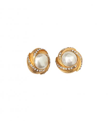 CHANEL PEARL CLIP-ON EARRINGS