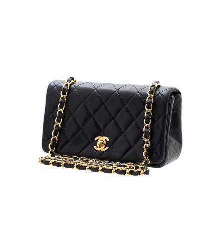 CHANEL BLACK MINI FLAP BAG 19