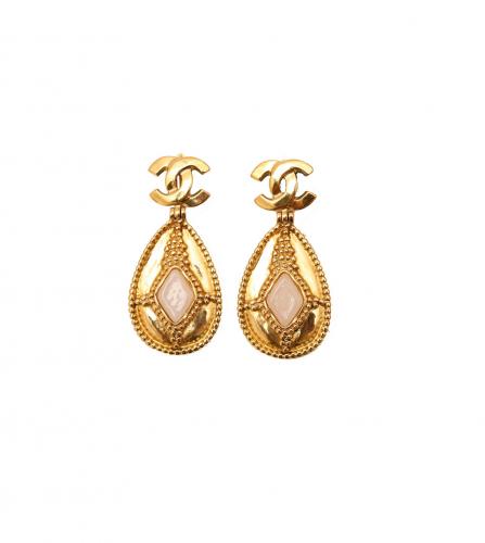 CHANEL CLIP-ON EARRINGS