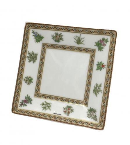 HERMES CHEVAL DORIENT SQUARE PLATE