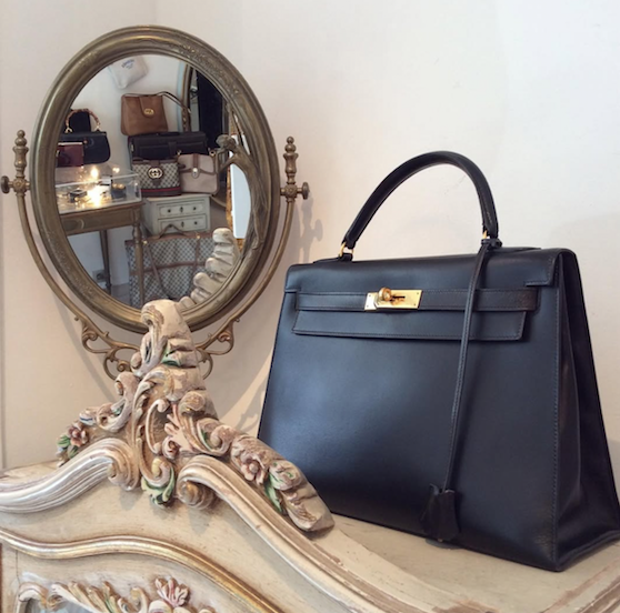 How a Kelly Elevates Your Style Effortlessly