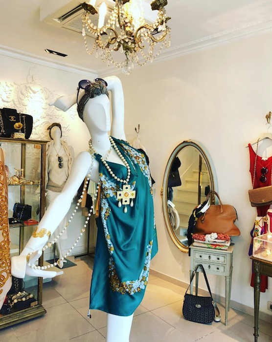 A Visual Symphony of Vintage Luxury