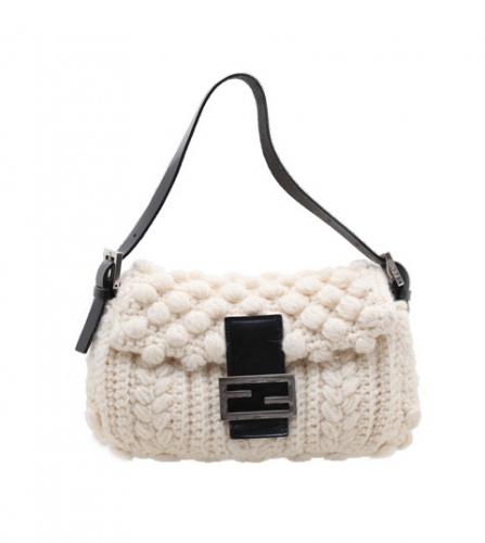 FENDI WHITE KNIT MAMMA BAGUETTE BAG 